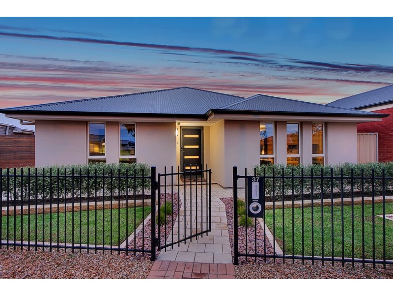 37 South Pacific Drive, Seaford Meadows SA 5169