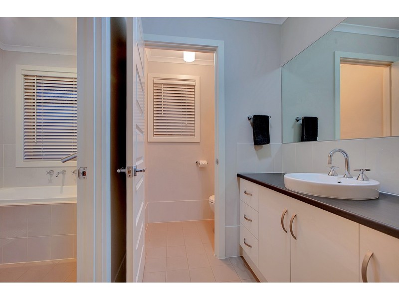 37 South Pacific Drive, Seaford Meadows SA 5169