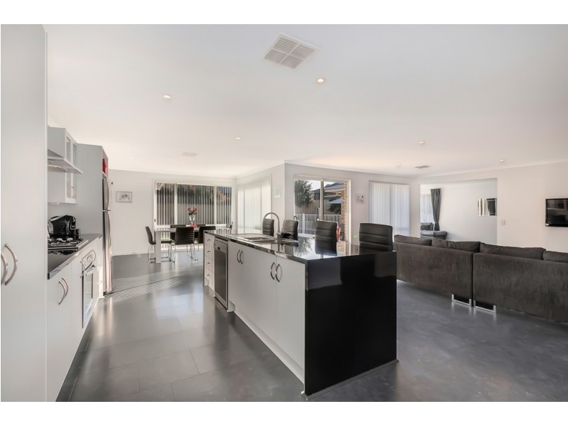 39 Nicholl Avenue, Aldinga Beach SA 5173