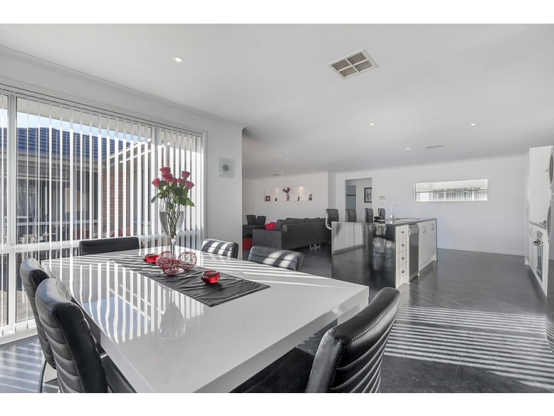 39 Nicholl Avenue, Aldinga Beach SA 5173