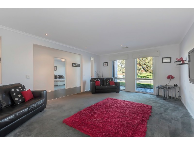 39 Nicholl Avenue, Aldinga Beach SA 5173