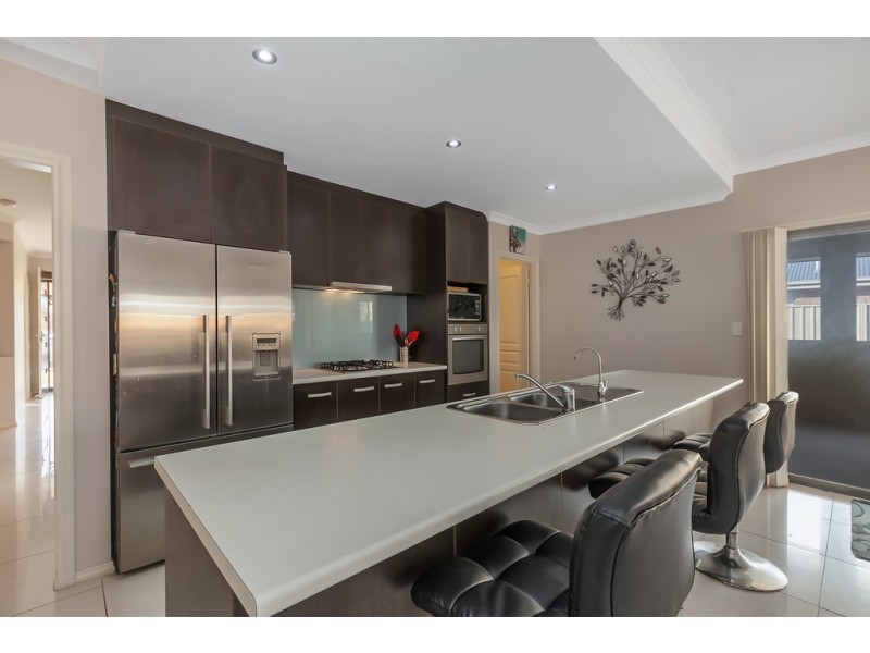28 Sand Street, Seaford Meadows SA 5169