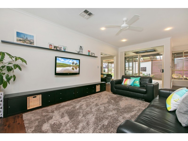 8 Toucan Loop, Aldinga Beach SA 5173