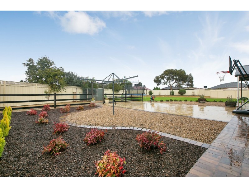 8 Toucan Loop, Aldinga Beach SA 5173