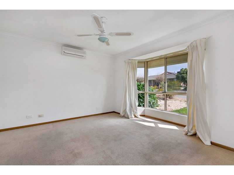 22 Churston Place, Moana SA 5169