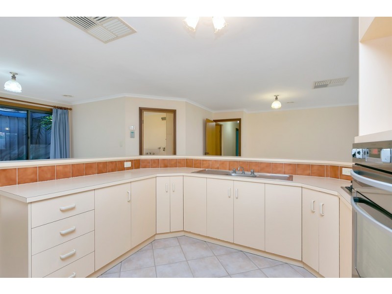 19 Smugglers Drive, Seaford Rise SA 5169