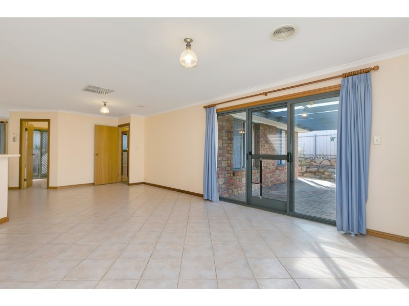 19 Smugglers Drive, Seaford Rise SA 5169