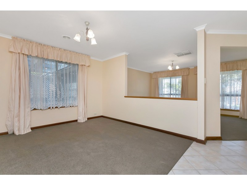19 Smugglers Drive, Seaford Rise SA 5169