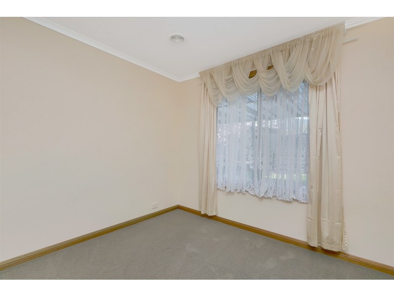 19 Smugglers Drive, Seaford Rise SA 5169