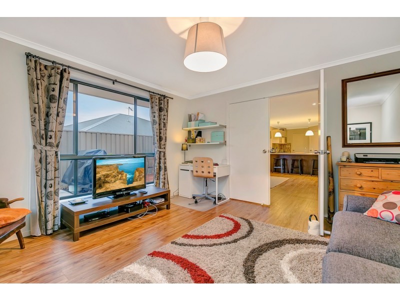 1 Manly Court, Seaford Rise SA 5169