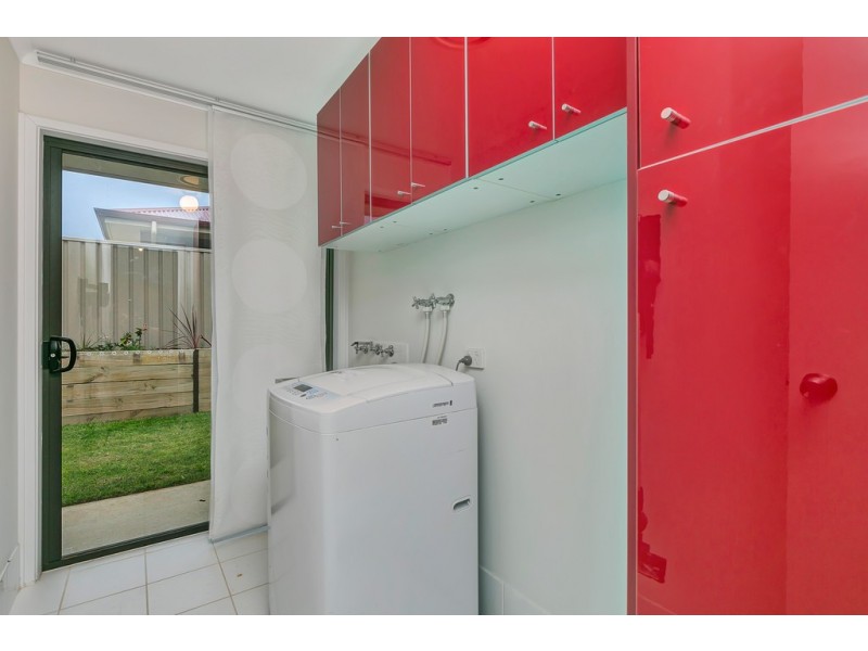 1 Manly Court, Seaford Rise SA 5169