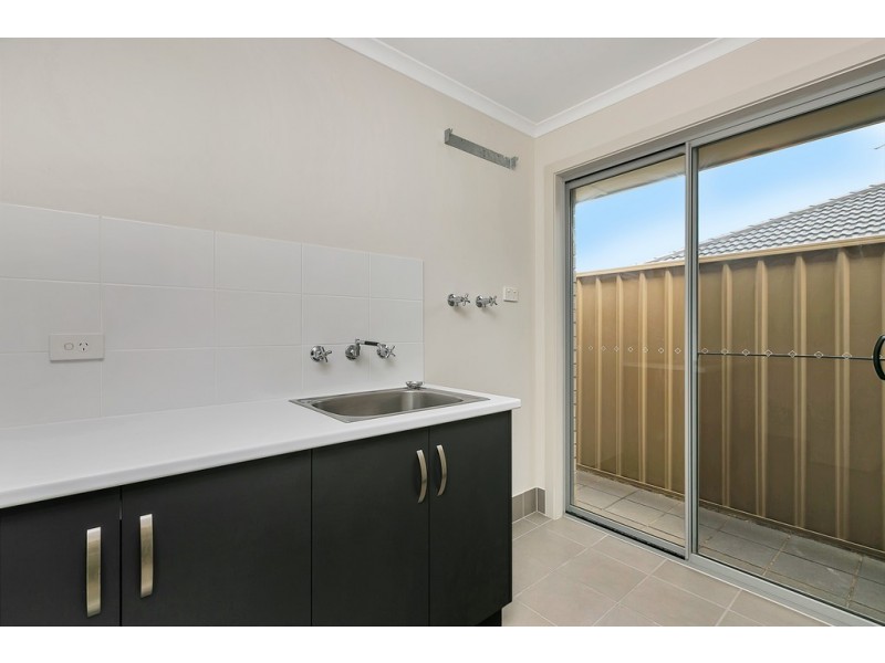 9 Dock Road, Seaford Meadows SA 5169