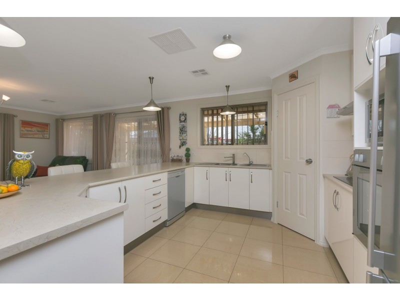 20 Wild Orchid Avenue, Aldinga Beach SA 5173