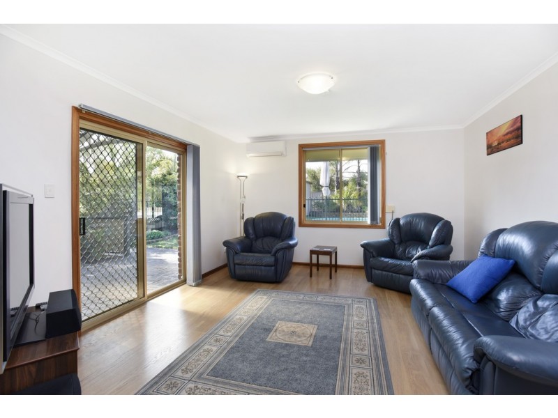 7 Elberry Close, Moana SA 5169