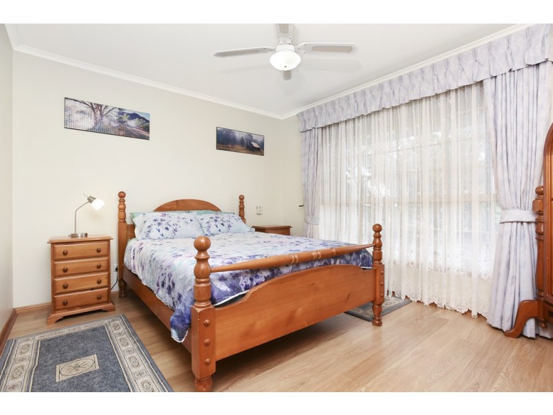 7 Elberry Close, Moana SA 5169