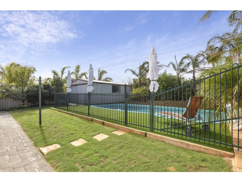 7 Elberry Close, Moana SA 5169