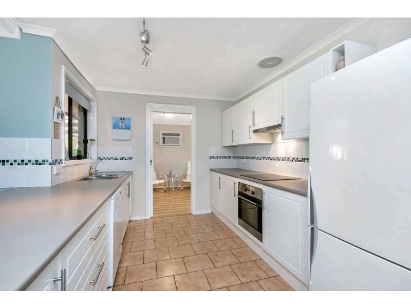 14 Irvine Street, Port Noarlunga SA 5167