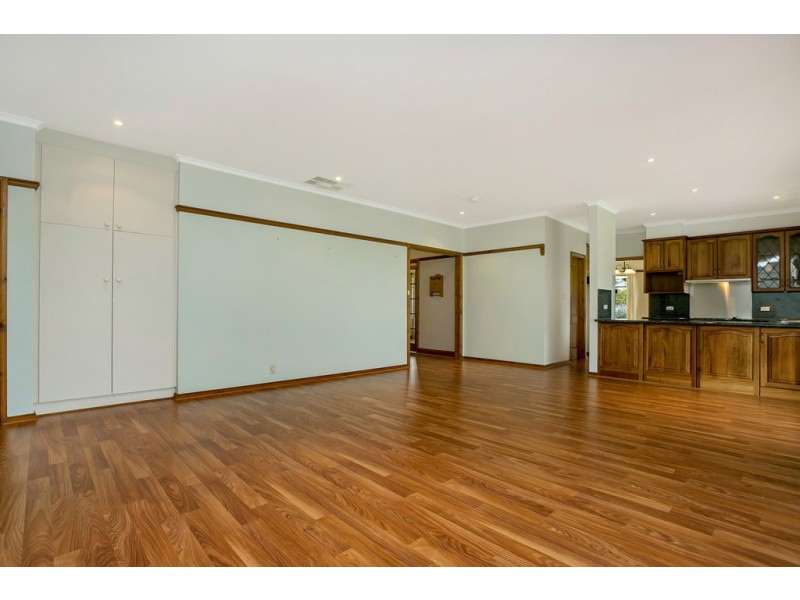 72-74 Bowering Hill Road, Port Willunga SA 5173