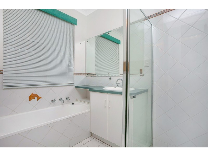 72-74 Bowering Hill Road, Port Willunga SA 5173
