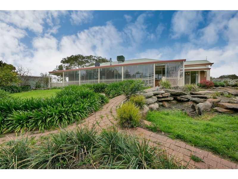 72-74 Bowering Hill Road, Port Willunga SA 5173