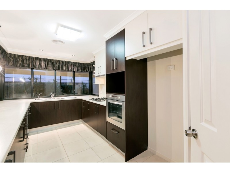 25 Esperance Boulevard, Seaford Rise SA 5169