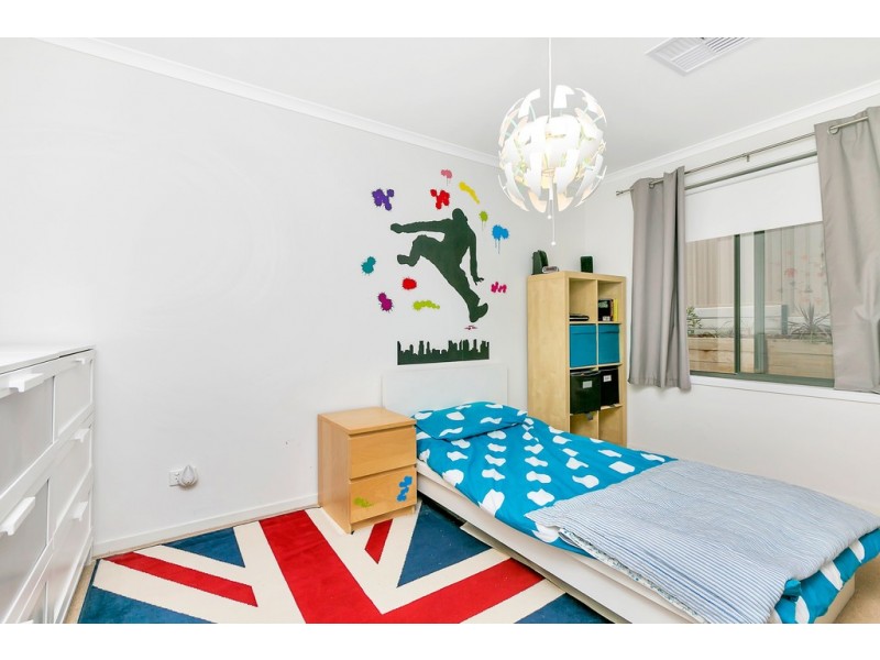 1 Manly Court, Seaford Rise SA 5169