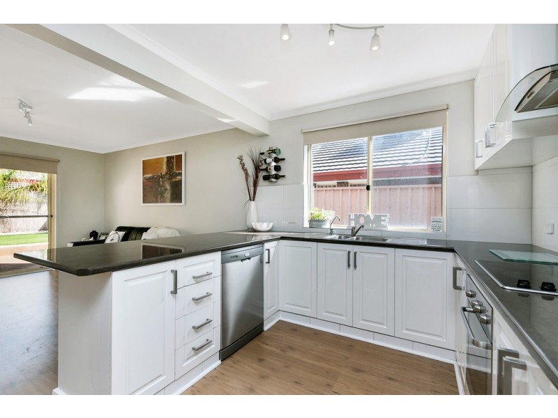 21 Shoalwater Close, Seaford Rise SA 5169