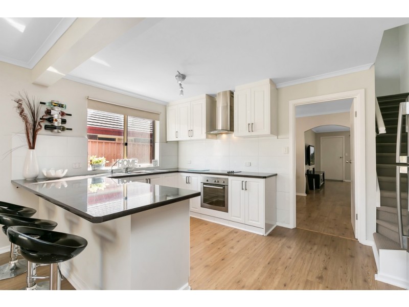 21 Shoalwater Close, Seaford Rise SA 5169