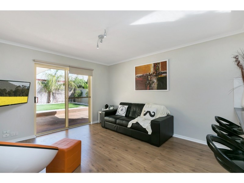 21 Shoalwater Close, Seaford Rise SA 5169
