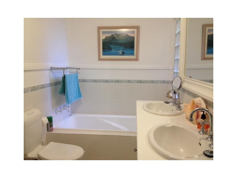 2/42 Esplanade, Christies Beach SA 5165