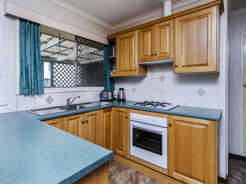 44 Brentwood Drive, Huntfield Heights SA 5163