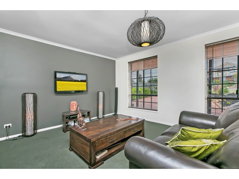 15 Goodrington Way, Moana SA 5169