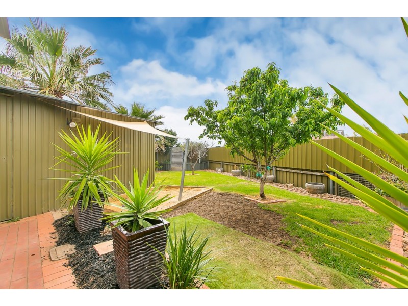 15 Goodrington Way, Moana SA 5169