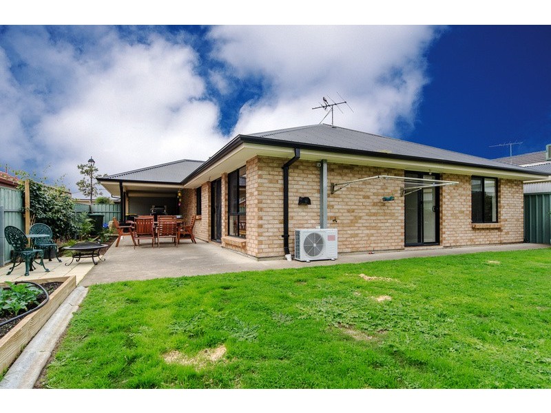 27 Erebus Circuit, Morphett Vale SA 5162