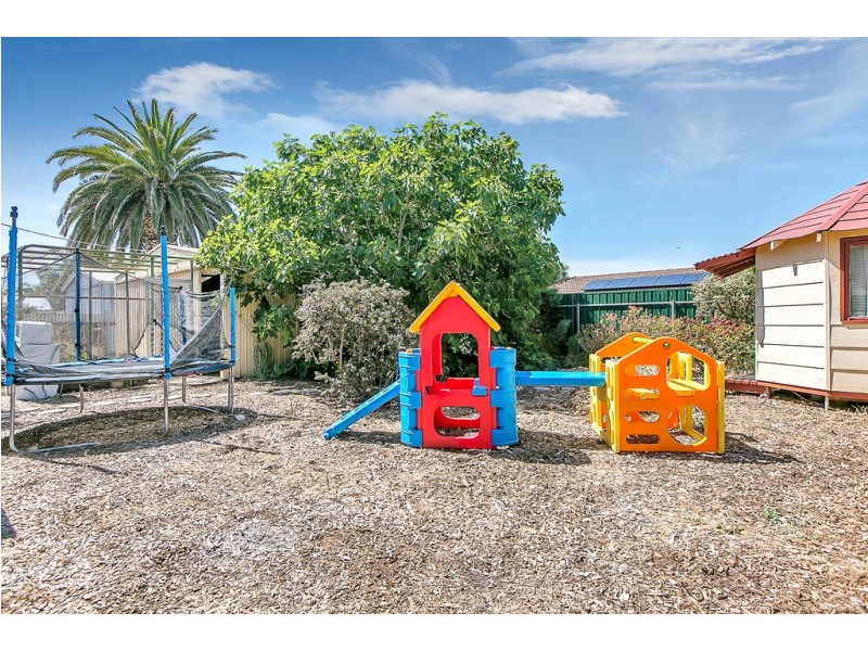 11 Halyard Crescent, Seaford SA 5169