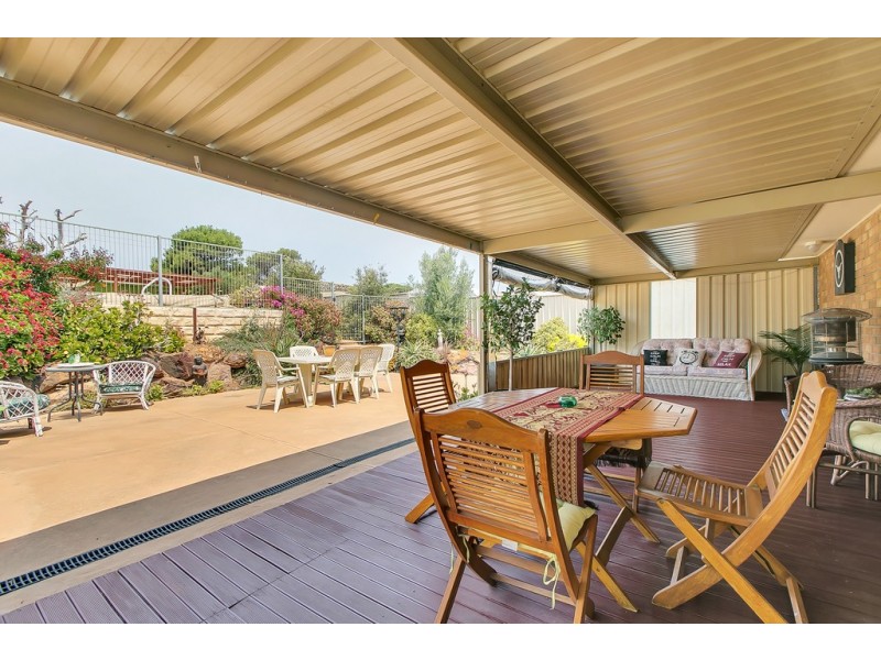 8 Oriana Drive, Sellicks Beach SA 5174