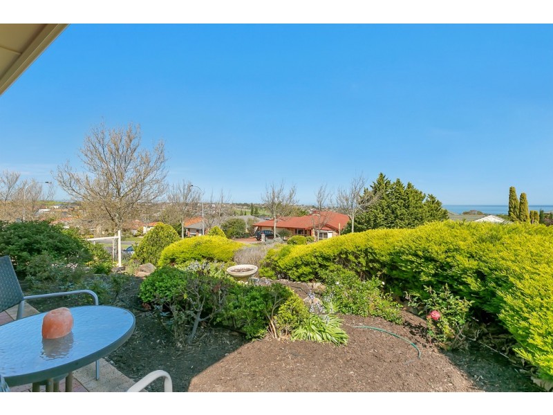 27 Grand Boulevard, Seaford Rise SA 5169
