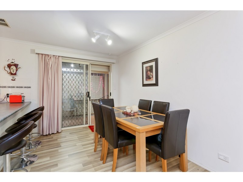 27 Grand Boulevard, Seaford Rise SA 5169