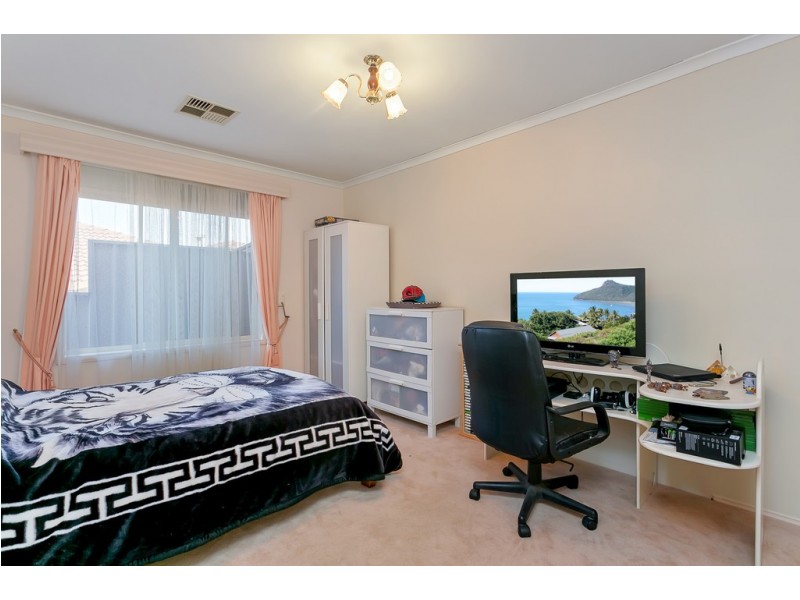 27 Grand Boulevard, Seaford Rise SA 5169