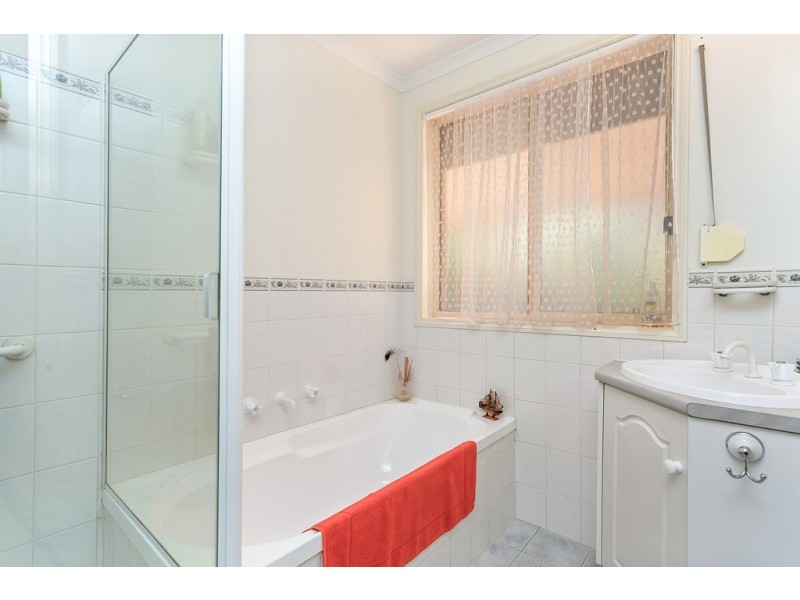 27 Grand Boulevard, Seaford Rise SA 5169