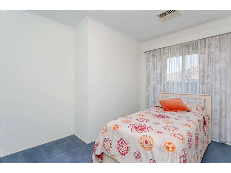 27 Grand Boulevard, Seaford Rise SA 5169