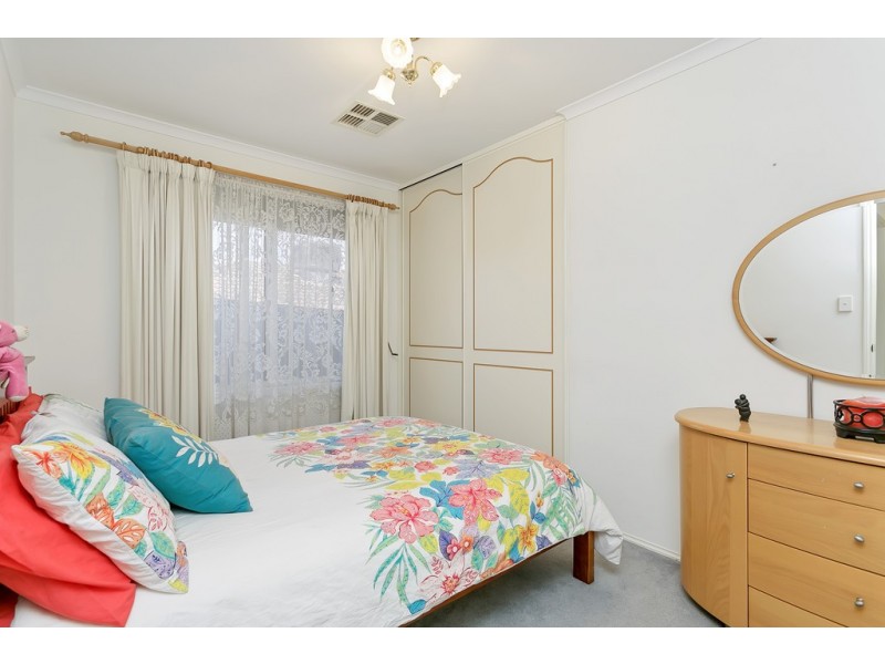 27 Grand Boulevard, Seaford Rise SA 5169