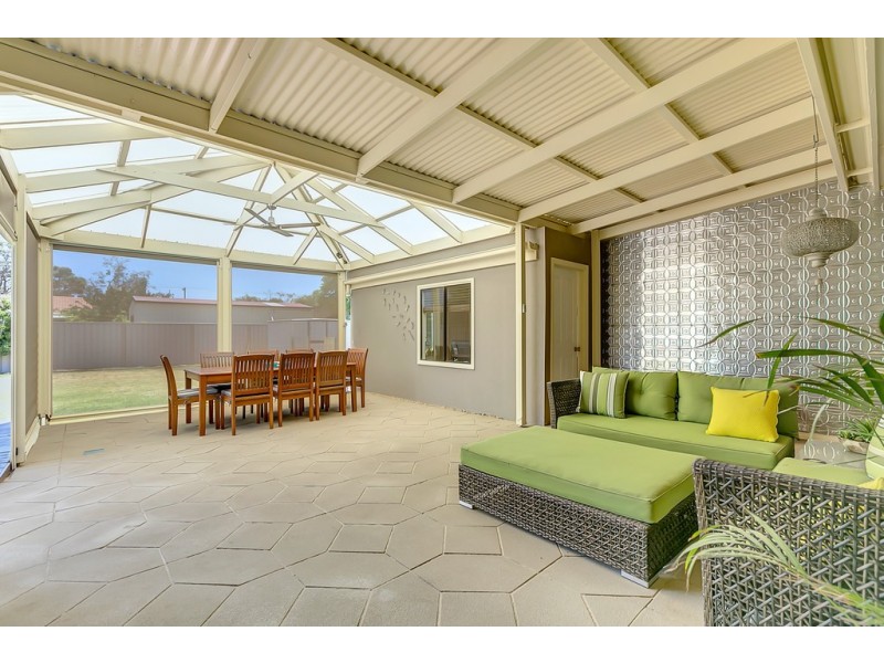 15 Esperance Street, Port Noarlunga South SA 5167