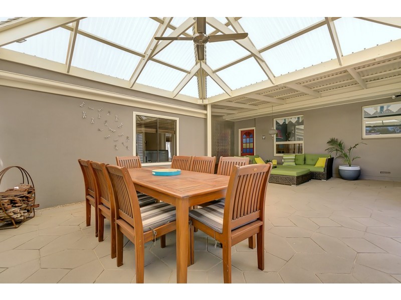 15 Esperance Street, Port Noarlunga South SA 5167