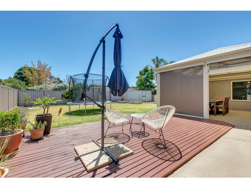 15 Esperance Street, Port Noarlunga South SA 5167