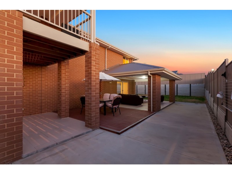 70 Esperance Boulevard, Seaford Rise SA 5169