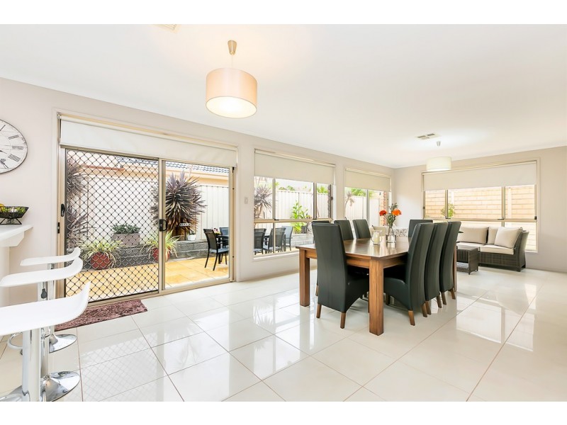11 Brookside Crescent, Seaford Rise SA 5169