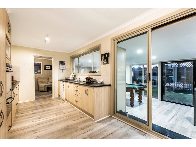 16 Leawarra Avenue, Seaford SA 5169