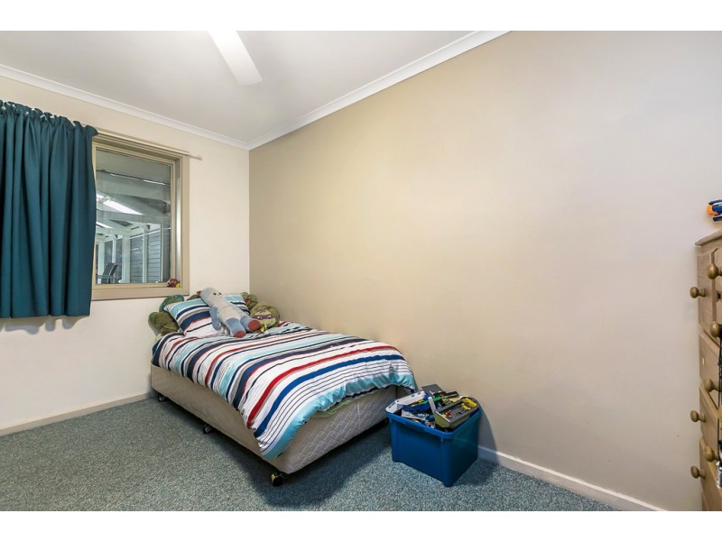 16 Leawarra Avenue, Seaford SA 5169
