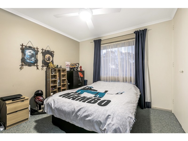 16 Leawarra Avenue, Seaford SA 5169